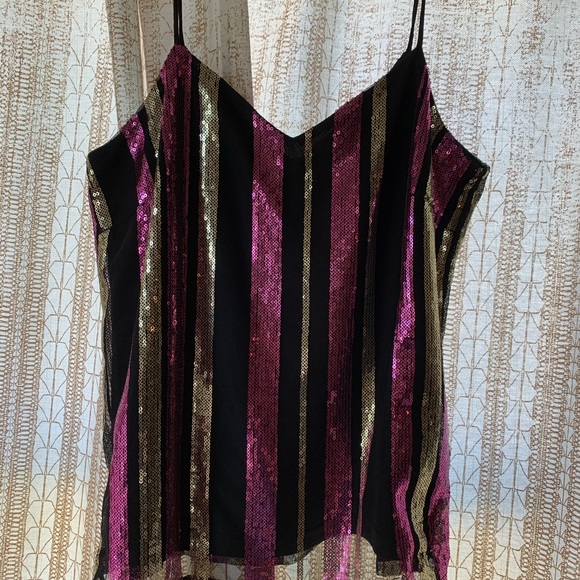 Glam Sequins Glam Top - Picture 1 of 4
